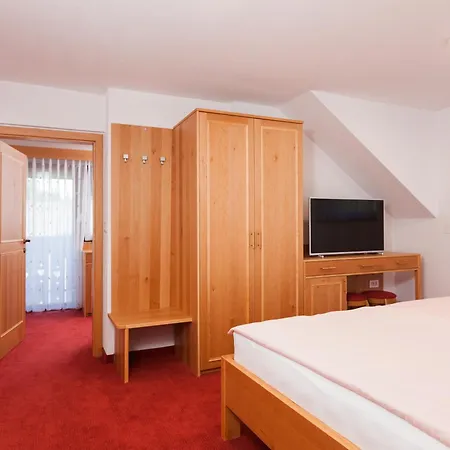 Turisticna Kmetija Pri Marku 3*