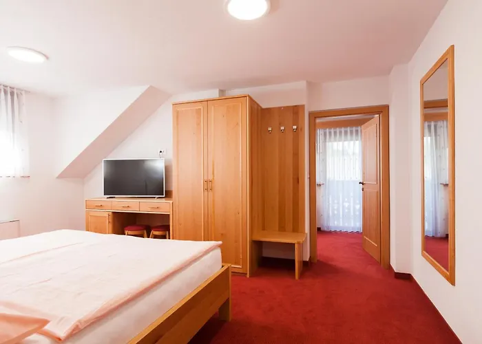 Bed & Breakfast Turisticna Kmetija Pri Marku 3*