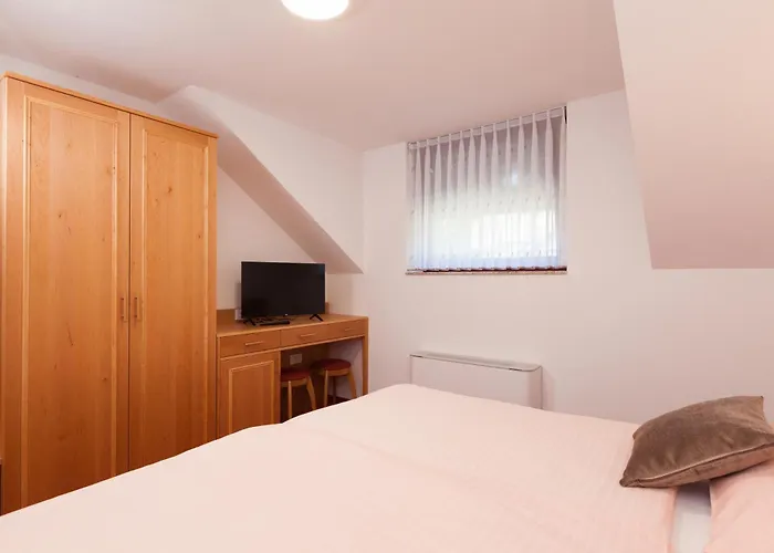 Turisticna Kmetija Pri Marku Bed & Breakfast