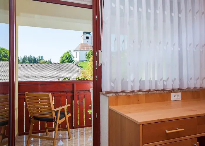 Turisticna Kmetija Pri Marku Bed & Breakfast 3*